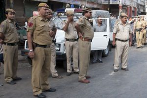 四名骑自行车的人在德里市中心北部抢劫