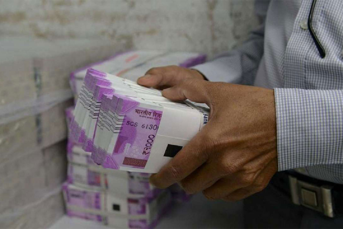RTI回复说，2019-2022年不会印制新的2000卢比纸币