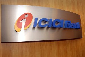 LIC在11月27日至12月2日期间出售了ICICI银行2%的股份