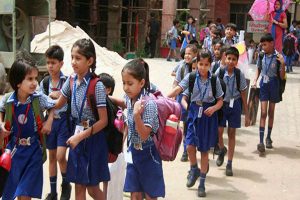西索迪亚呼吁德里公立学校设定最低标准