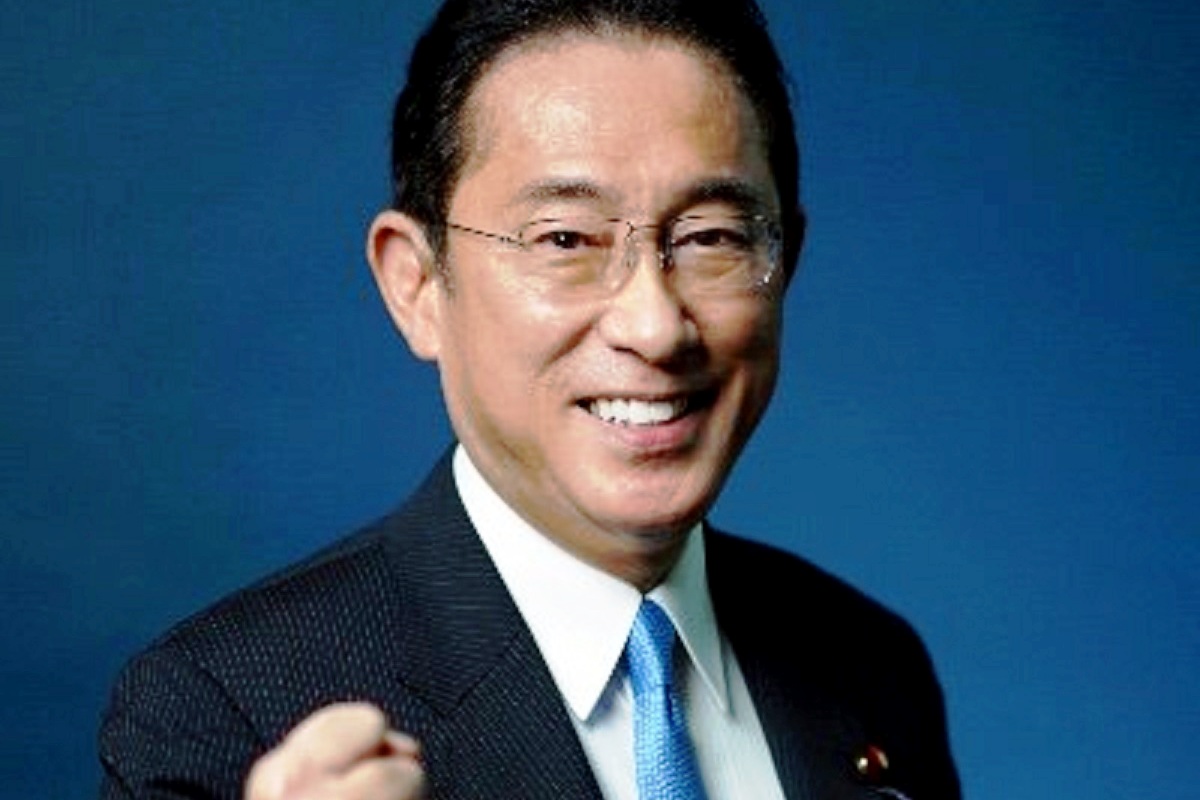岸田文雄，日本首相菅义伟