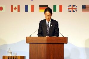 Japan PM pledges investment of 5 trillion yen ($42bn) over 5 years in India