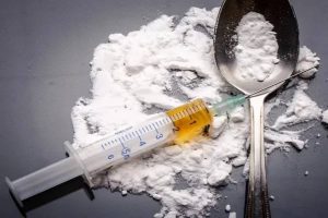 阿萨姆邦查获了价值6 -7亿卢比的毒品，其中5个被扣押