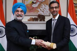 万博3.0下载APP印度驻美大使将帕德玛·布山移交给谷歌首席执行官桑达尔·皮查伊