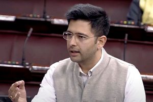 Raghav Chadha寻求在议会讨论COVID激增问题;要求禁止连接印度和中国的航班万博3.0下载APP