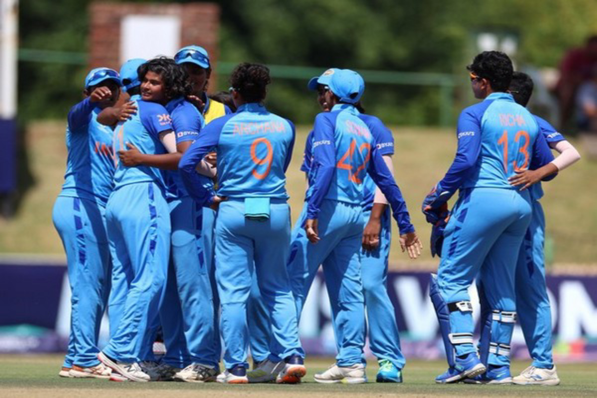 万博3.0下载APP印度创造历史，在决赛中击败英格兰队，首次获得U-19女子T20世界杯冠军
