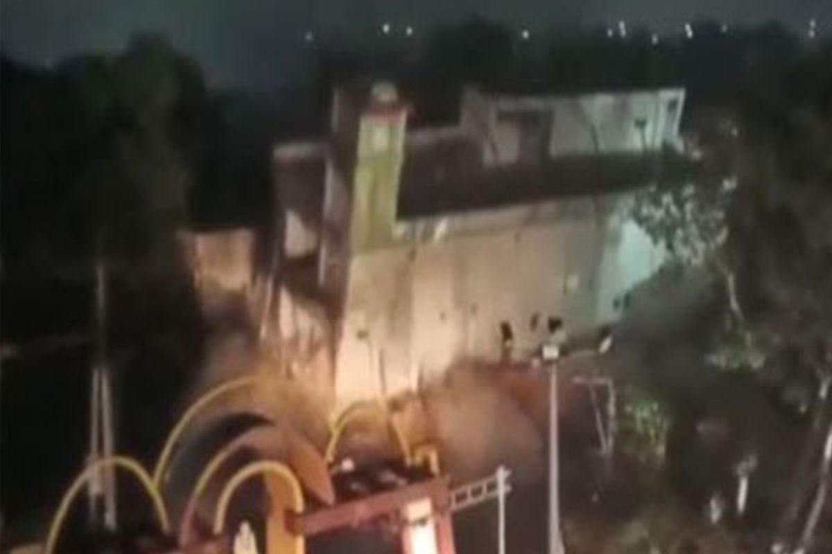 印度人民党领导人的酒店，被控谋杀，在萨加尔被炸毁