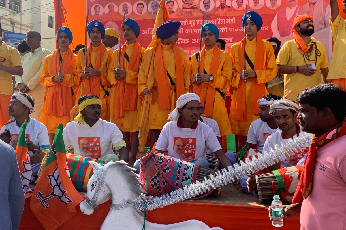 印度国大党和印度人民党在比哈尔邦展示实力，吹响了投票号角