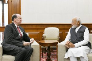 世界银行行长会见莫迪总理，赞扬印度在经济放缓期间保持稳健增长万博3.0下载APP