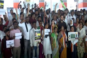 国大党在海得拉巴举行抗议，抗议苏拉特法院对拉胡尔·甘地的判决