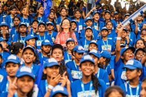 印度板球超级联赛2023:看台上可能会有Jhulan或Harman, Nita Ambani说，19,000名女孩见证了米- kkr的冲突