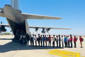 Kaveri行动:第18批印度撤离人员离开苏丹港前往吉达万博3.0下载APP